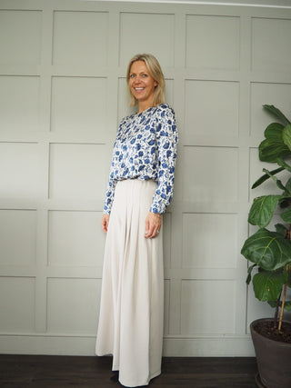 Lusso Round Neck Blouse by Emme - Off White/Royal Blue