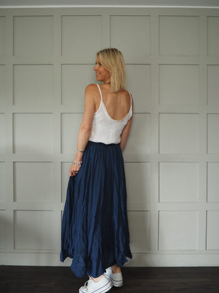 Annie Scalloped V Neck Camisole with Spaghetti Straps - Off White