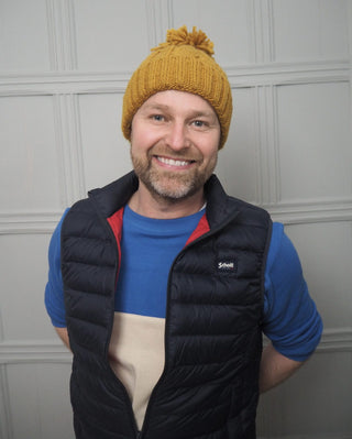 Men’s Apres Bobble Hat with Fleece Lined Rim - Mustard