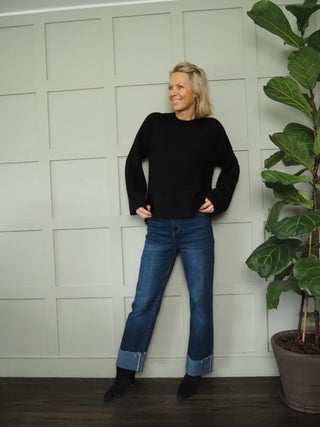 Raglan Round Neck Jumper by Moss Copenhagen - Black, Khaki and Stone