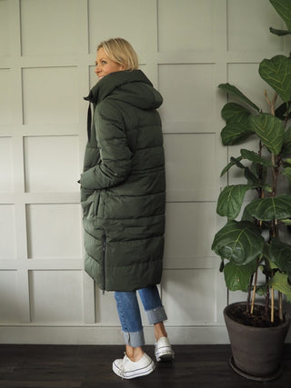 Pavine, Water Resistant, Real Down Filled Coat, With Chunky Front Zipper, Hood &amp; Waist Cinch Drawstring by Moss Copenhagen - Khaki