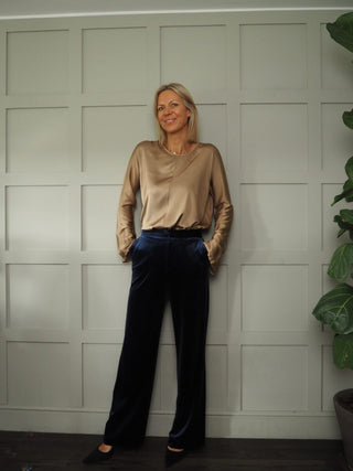 Quincy Long Sleeved Top - Black, Gold, Oyster