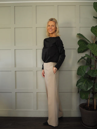 Carola Tailored Wide Leg Trousers by Moss Copenhagen - Black, Camel, Khaki