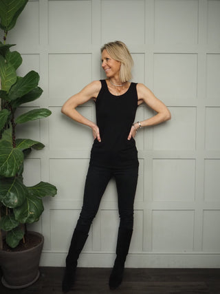 Milli Essential Vest - Black