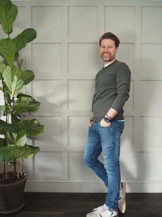 Men's Shiva Hemp Long Sleeved Top by Thinking Mu - Navy Blue