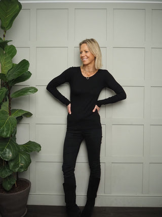 Di Long Sleeved T-Shirt - Black