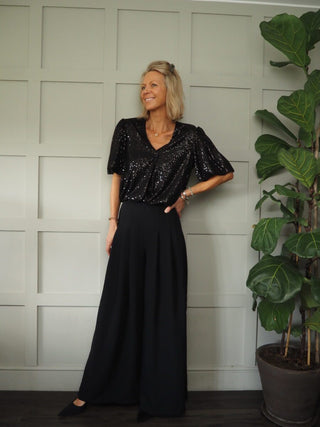 Natalia Sequin V Neck T Shirt - Black