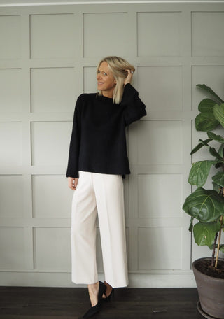 Raglan Round Neck Jumper by Moss Copenhagen - Black, Khaki and Stone