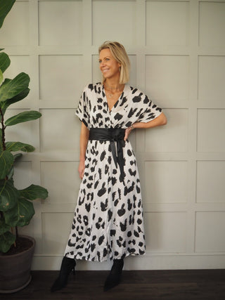 Teeli Wraparound Leather Belt - 12 Colours