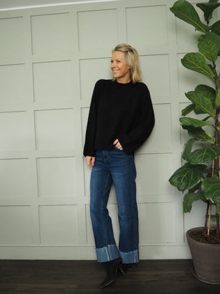 Raglan Round Neck Jumper by Moss Copenhagen - Black, Khaki and Stone