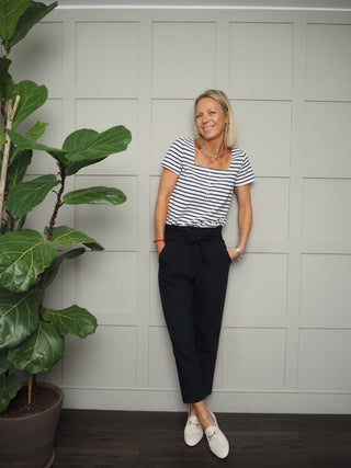 Flo Short Sleeved T Shirt - Navy/Off White Stripes