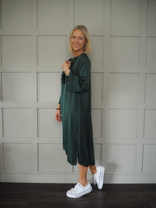 Damson Dress with Ruffles - Black