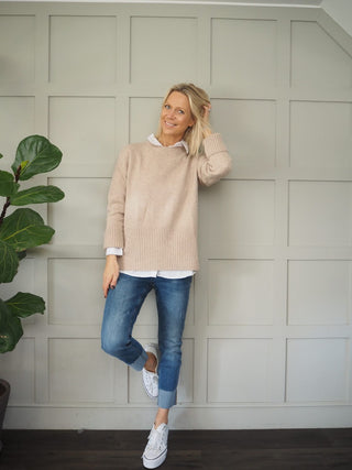 Cashmere Mix Round Neck Jumper - Black