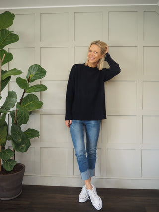 Cashmere Mix Round Neck Jumper - Black