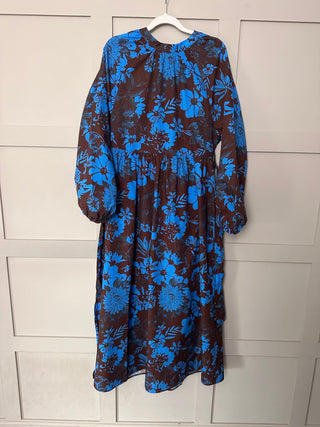 Nyx Long Sleeved Midi Dress with Front High Neck &amp; Back Cut Out Detail - Blue/Chocolate