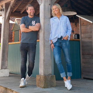 Men’s Joshua Organic Cotton T-Shirt - Dark Grey with Logo