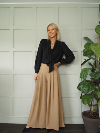 Risico Long Sleeve Silk Feel Tie Front Blouse by Emme - Black