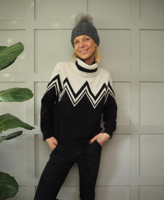 Frida Pom Pom Hat - Black with Diamanté