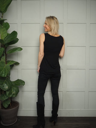 Milli Essential Vest - White