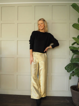 Suri Round Neck, Cashmere Mix Jumper - Black and Ivory