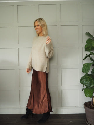 Raglan Round Neck Jumper by Moss Copenhagen - Black, Khaki and Stone