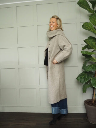 Chjosia Coat, Wool Blend, Lined With High Collar &amp; Detachable Scarf by Moss Copenhagen - Taupe