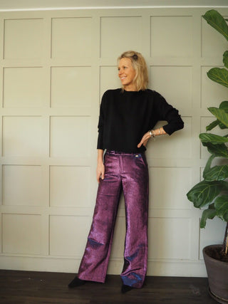 Suri Round Neck, Cashmere Mix Jumper - Black and Ivory