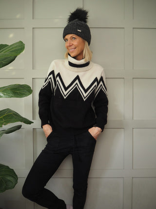 Silvie Silver Fleck Pom Pom Hat - Black