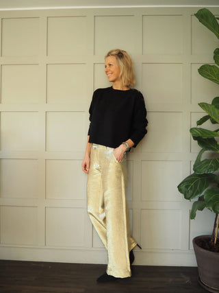 Suri Round Neck, Cashmere Mix Jumper - Black and Ivory