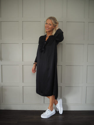 Damson Dress with Ruffles - Black