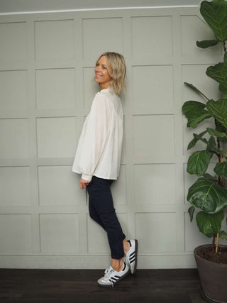 Vada Denim Jeans with Side and Back Pockets - Black, Ecru, Navy Blue and Pink