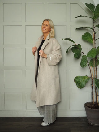 Xena Classic Overcoat with ‘Drape &amp; Lapel’ Design &amp; Detachable Tie Belt Fastening - Oatmeal
