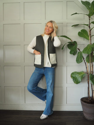 Swift Reversible Quilted and Faux Shearling Gilet - Camel, Khaki and Navy Blue