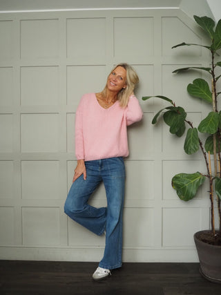 Nile Deep V-Neck Alpaca Mix Jumper - Bright Pink, Orange