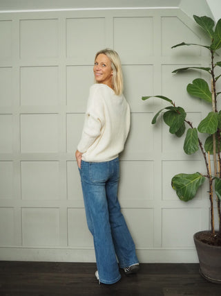 Nile Deep V-Neck Alpaca Mix Jumper - Bright Pink, Orange