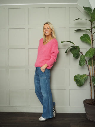 Nile Deep V-Neck Alpaca Mix Jumper - Bright Pink, Orange