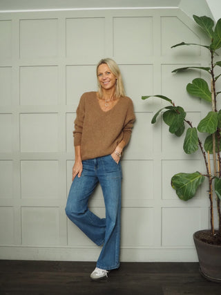 Nile Deep V-Neck Alpaca Mix Jumper - Bright Pink, Orange