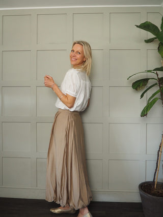 Sandy Bubble Hem Skirt - Camel