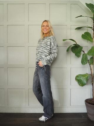 Mulina Cropped Wool Jumper by Moss Copenhagen - Black and White Flecked Pattern