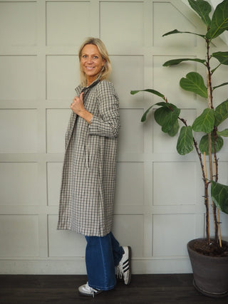 Celsey Single Breasted Coat, with Button Fastening &amp; Pockets by Humility - Houndstooth Grey/Black/Oatmeal