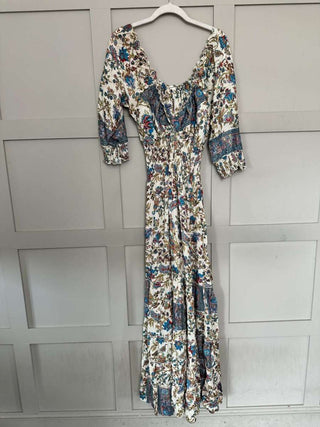 Reta 3/4 Sleeved V-Neck Gypsy Style Dress - Ecru, Pink, Turquoise