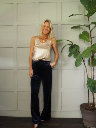 Dizzy Scalloped Neck Camisole with Spaghetti Straps - Black, Gold