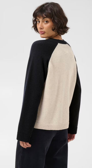 Cleo Colour-block Raglan Jumper by Part Two - Oatmeal/Navy