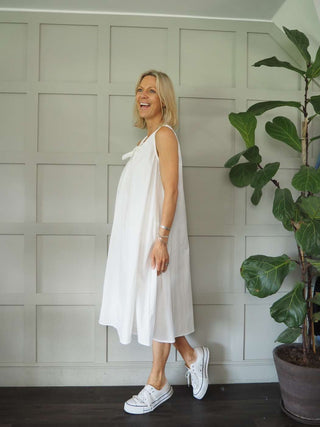 Mimosa Sleeveless Cotton Dress with Tie Detail - Off White