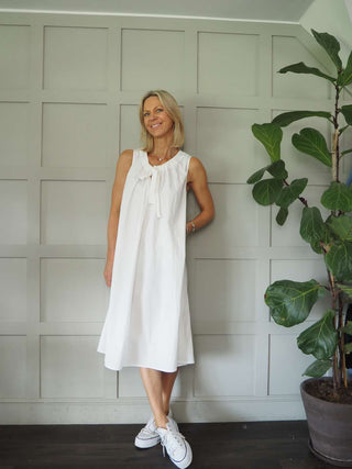 Mimosa Sleeveless Cotton Dress with Tie Detail - Off White