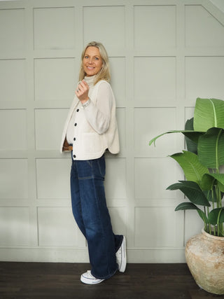 Freddie Reversible Faux Shearling Gilet - Camel/Oatmeal