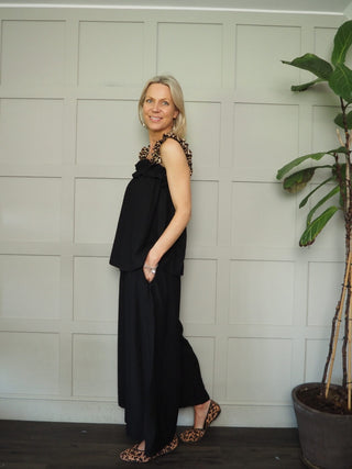 Solli Leopard Print Trousers - Black/Camel