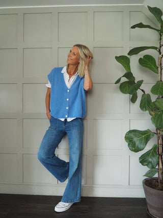 Joylynne Sleeveless Cardigan with Front Buttons - Bright Green, Bright Pink, Oatmeal