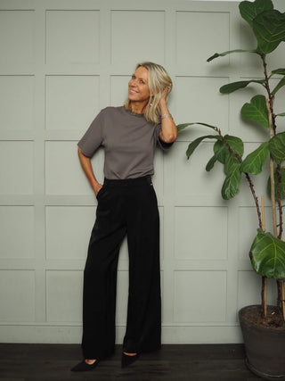 Shimmer Tailored Trousers by Pom Amsterdam - Black