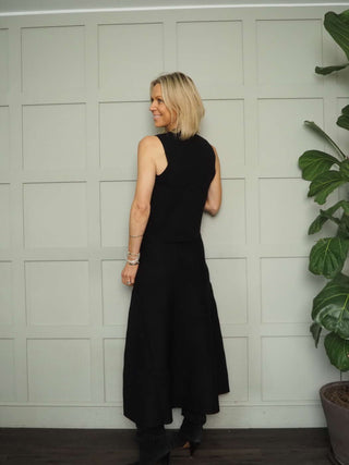 Ginnette Jersey Maxi Skirt by Moss Copenhagen - Black